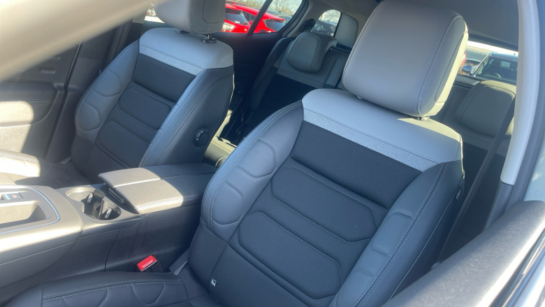 Citroen C5 Aircross 1.6 Plug-in Hybrid Max 5dr e-EAT8 Hatchback